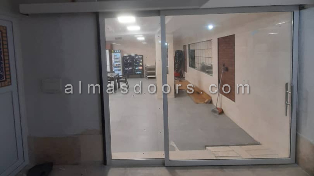 نصب درب دستی ریلی تک لنگه (2)